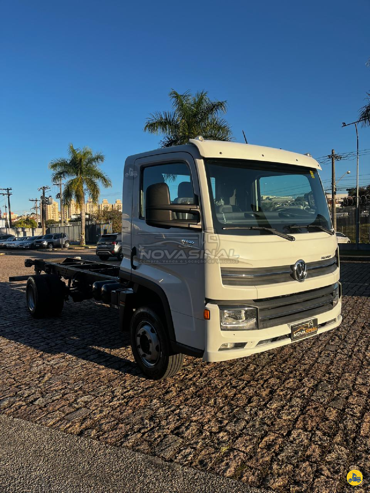 CAMINHAO VOLKSWAGEN VW 11180 Chassis 3/4 4x2 Nova Sinal Caminhões JUNDIAI SÃO PAULO SP